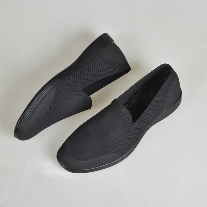 Breathable Lightweight Slip-On Casual Canvas Shoes