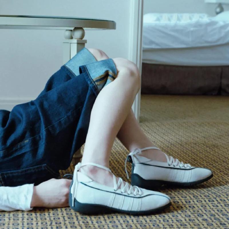 Fashion Autumn Women's Ballet Shoes Flats Cross Strap Functional Shoes for Women Comfortable Soft Bottom Mary Jane Shoes Ballet Sneakers