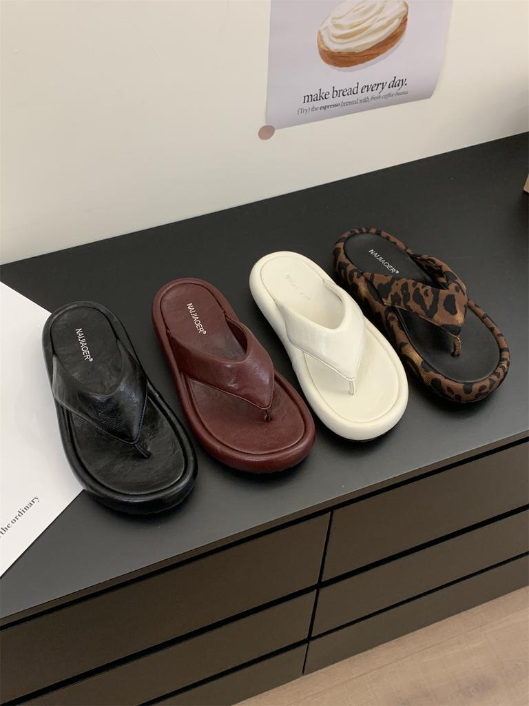 Summer New Women Sandals Comfort Flip-Flop Leopard Soft Thick-Soled Cloud Slippers Travel Vacation Beach Shoes Zapatos De Mujer