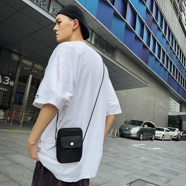 Niche Light Shopping Nylon Cloth Mobile Phone Bag Small Square Bag Crossbody Small Bag Men's Bag Korean Version Oxford Cloth Small Satchel Women's Bag