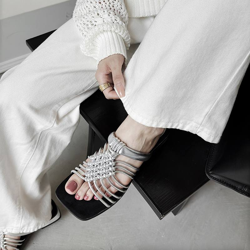 Krazing Pot Straw Weaving Summer Size 40 High Quality Slip on French Chic Thick Heels Women Peep Toe Sandals