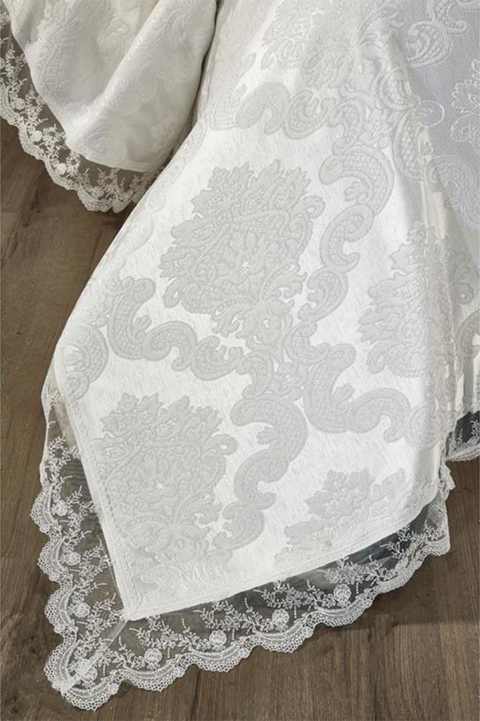 Elani New Season Special Edition Комплект підодіяльників із синелі, 3 шт. Покривало 250x250 Наволочка 50x70 2 шт. Бавовняно-атласна тканина з французьким мереживом