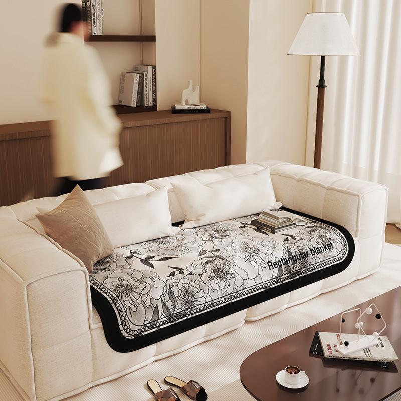 

Retro Ice Silk Sofa Cushion Non-Slip Summer Cool Breathable One-Piece Living Room Straight Row Sofa Cover JUEoth 90*90cm