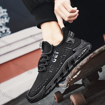 Męskie Codzienne Trampki 2026 Lato Siateczkowe Oddychające Fly Weave Buty do Biegania Miękka Podeszwa Modne Krzyżowo Sznurowane Klin Klinowe Wulkanizowane Buty