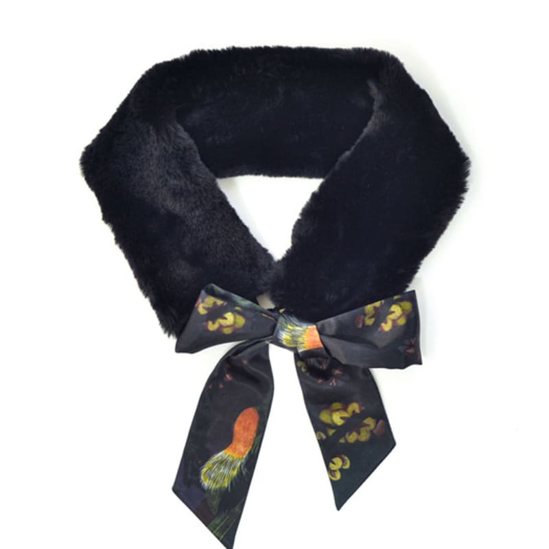 HAUT COLLECTION Aran Muffler Apricot and bird painting