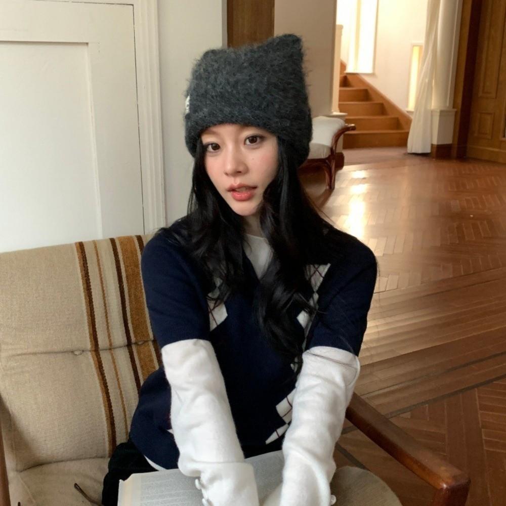 Large Head Pointed Top Hat Polyester Warm Winter Beanie Cute Fuzzy Knitted Beanie Outdoor Use