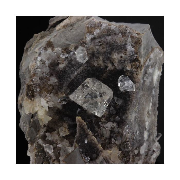 Pierres et Minéraux. Septaria, Quartz Diamant. 294.5 ct. Ribiers, Hautes-Alpes, France. Rare.