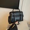 Retro small bag women's versatile new fashion shoulder messenger bag women's casual portable small square bag