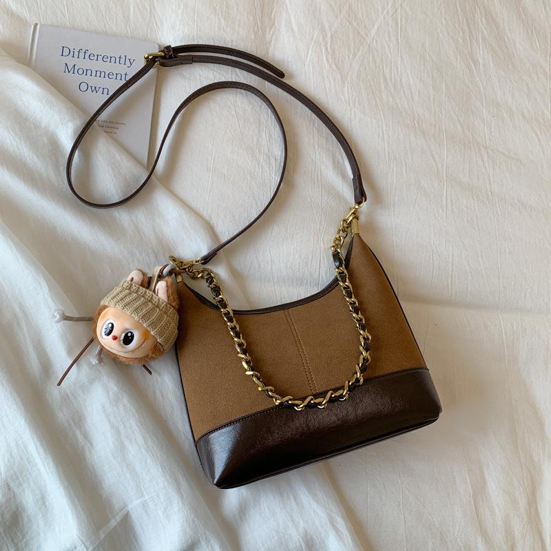 Autumn and Winter Large-capacity Bag Women's 2025 New Suede Retro Shoulder Underarm Bag Simple Casual Portable Bucket Bag