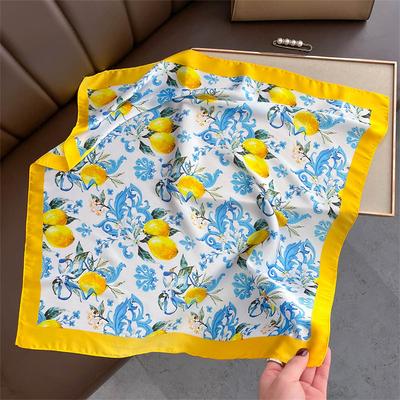 Accessori – Sciarpe e foulard