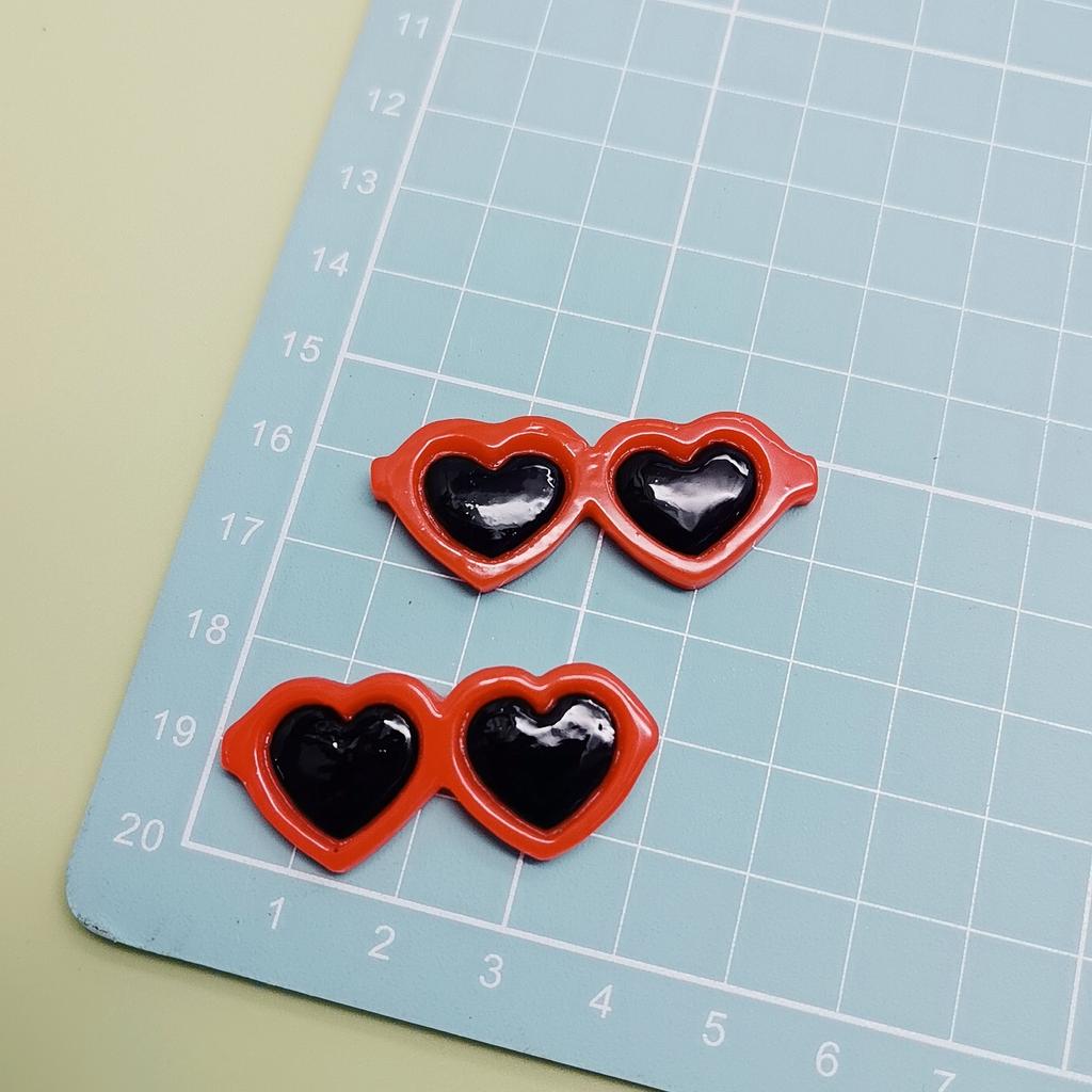 42mm Kawaii Resin Cabochon Heart Sunglasses Shape Flatback Button Patch Sticker Hair Jewelry DIY Material