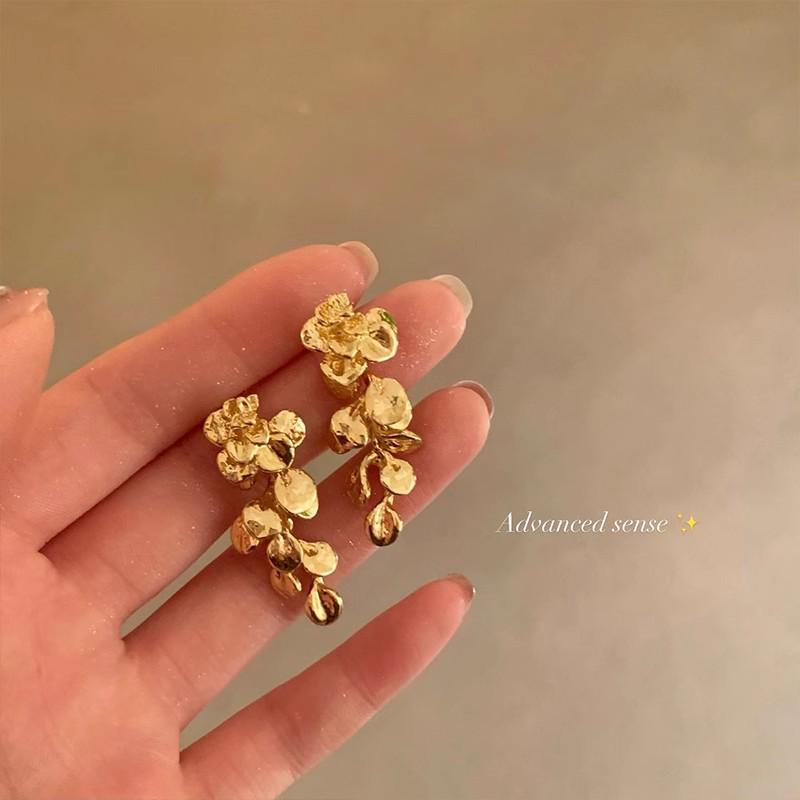 2025 High-End Silver Flower Earrings - Spring & Summer Collection for Women