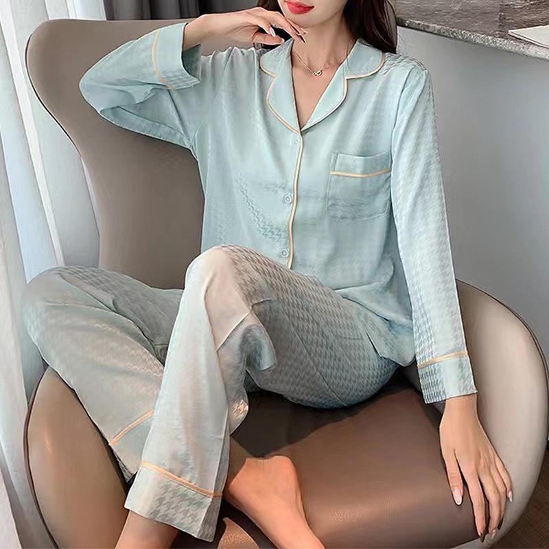 Women Ice Silk Pajamas Set Two-Piece Suit Sleepwear Loungewear Button Down Tops and Trousers Luxurious Simple Nightwear Homewear