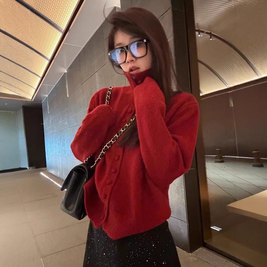 

Women s 2025 Autumn/Winter Red Stand-Up Collar Button Sweater - Warm, Skin-Friendly, Slightly Loose Base Layer Extra Large синій