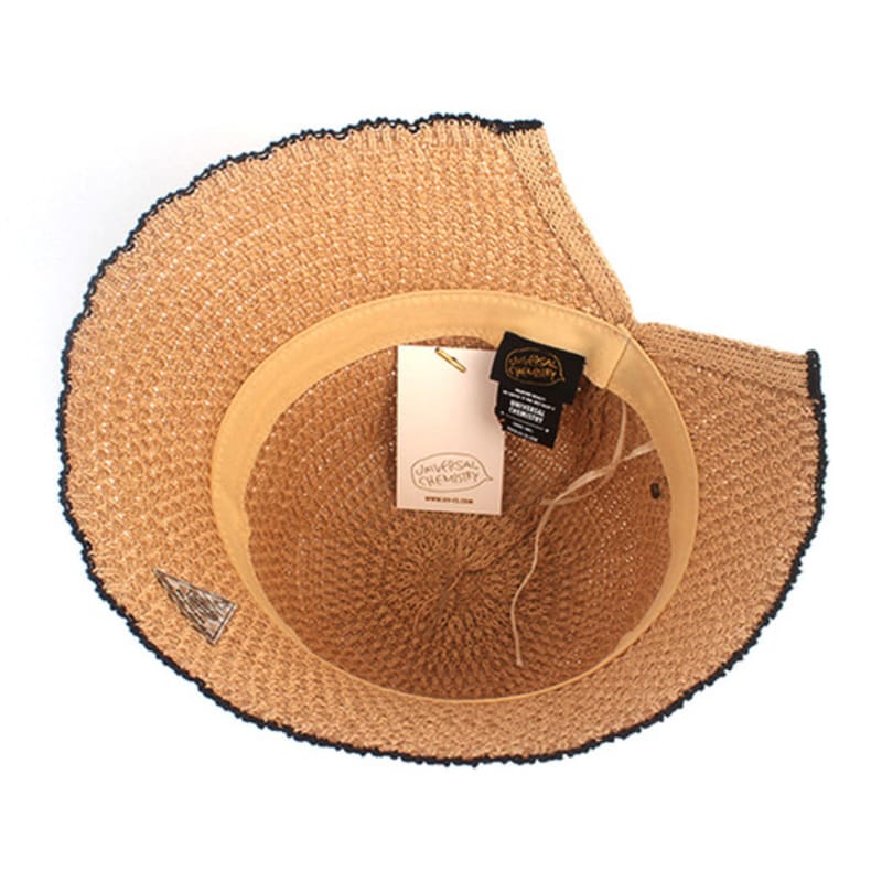 Universal chemistry Summer Beige Edge Backopen Bucket Hat