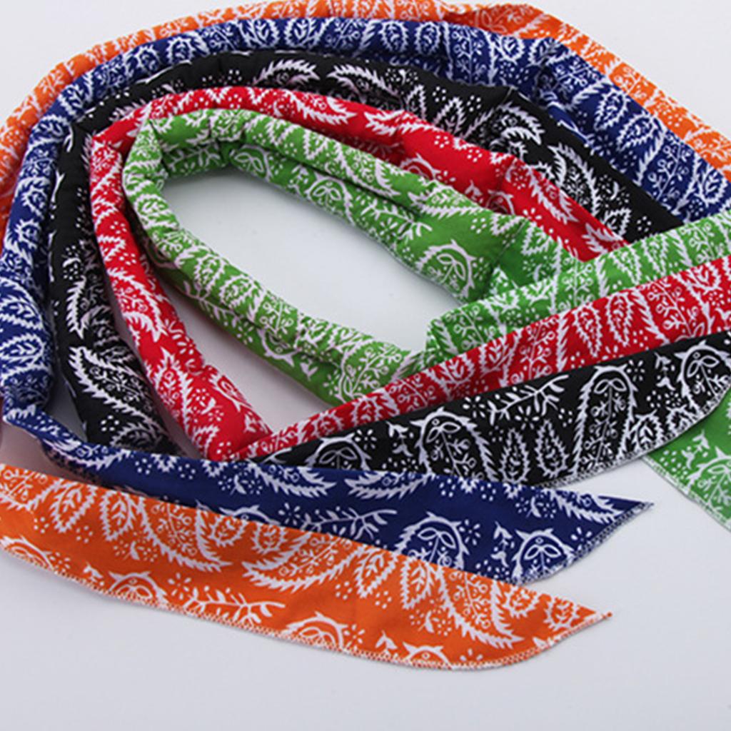 Écharpe de refroidissement confortable pour chiens Bandanas rafraîchissants pour animaux de compagnie Convient pour les sports de plein air et les voyages