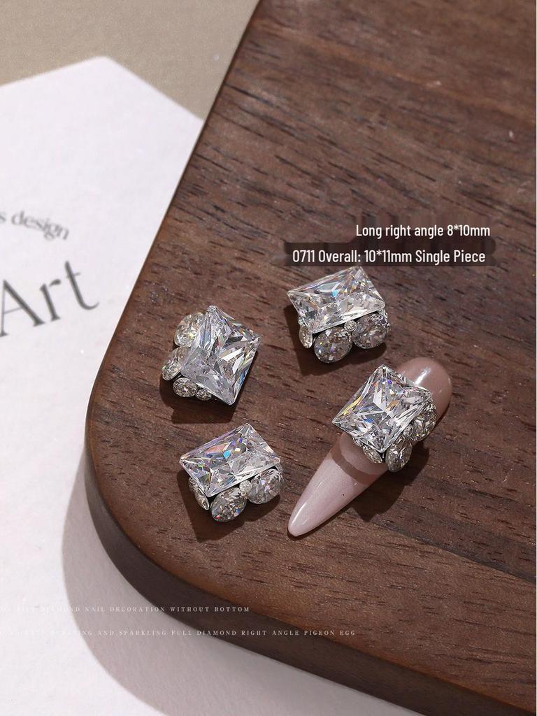 Zircon Rhinestone Nail Art – Blindingly Shiny, Handmade Long Right Angle Rhinestone Ball Pigeon Egg Decoration