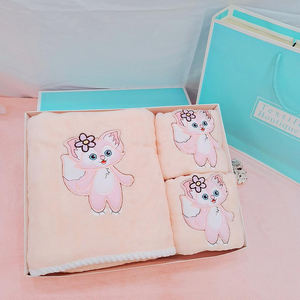 The new coral fleece children's bath towel is soft and absorbent, and the hair can be worn. Lingna Belle towel two-piece set