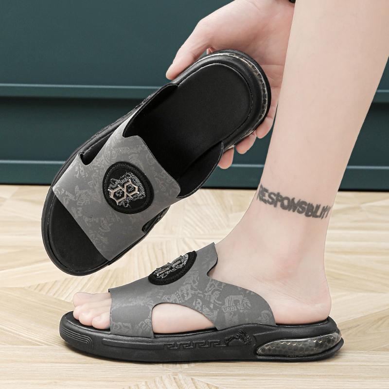 Fashion Beach Sandals Tie-dyed Designer Hole Slippers Sneakers Water Shoes Men Hollow Garden Shoes Slip On Men Slippers