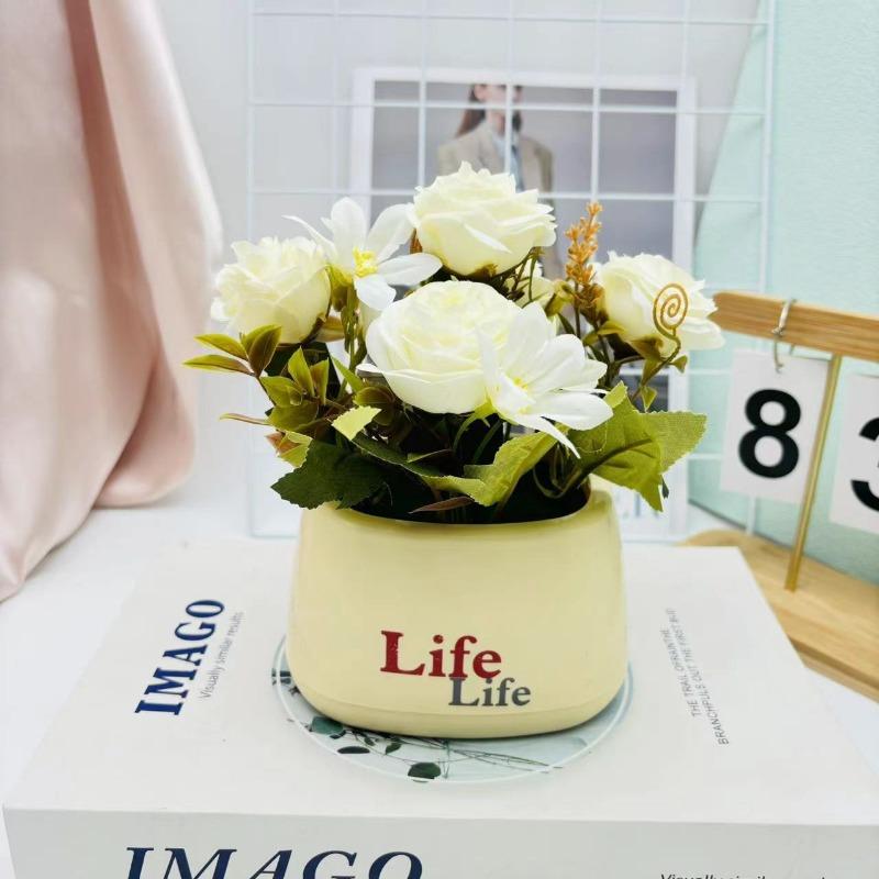 

Five Potted Bracted RosesArtificial FlowersPotted Plants and Green Plants To Decorate The Indoor and Outdoor of The Home білий