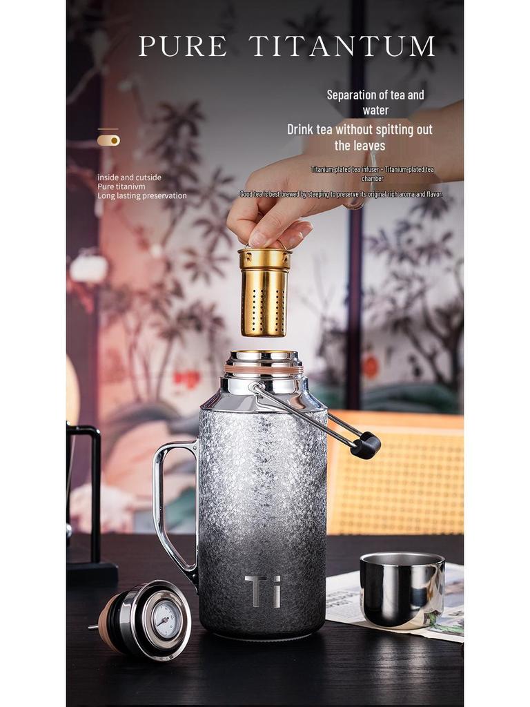 New Exquisite Titanium-Coated Thermos Flask with Independent Tea Compartment for Men and Women - High Appearance Mechanical Hot Water Bottle Cup