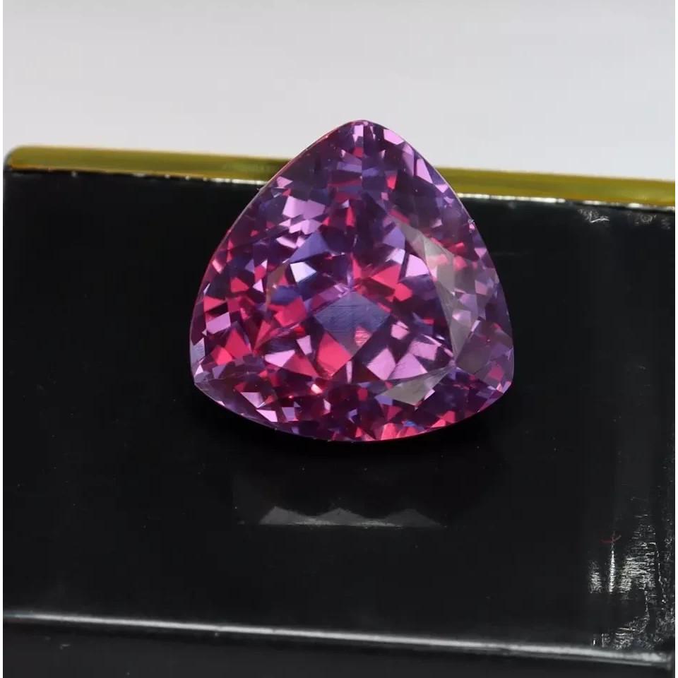 Color Change Sapphire Natural 7.35 Ct Trillion Flawless Certified Gemstone