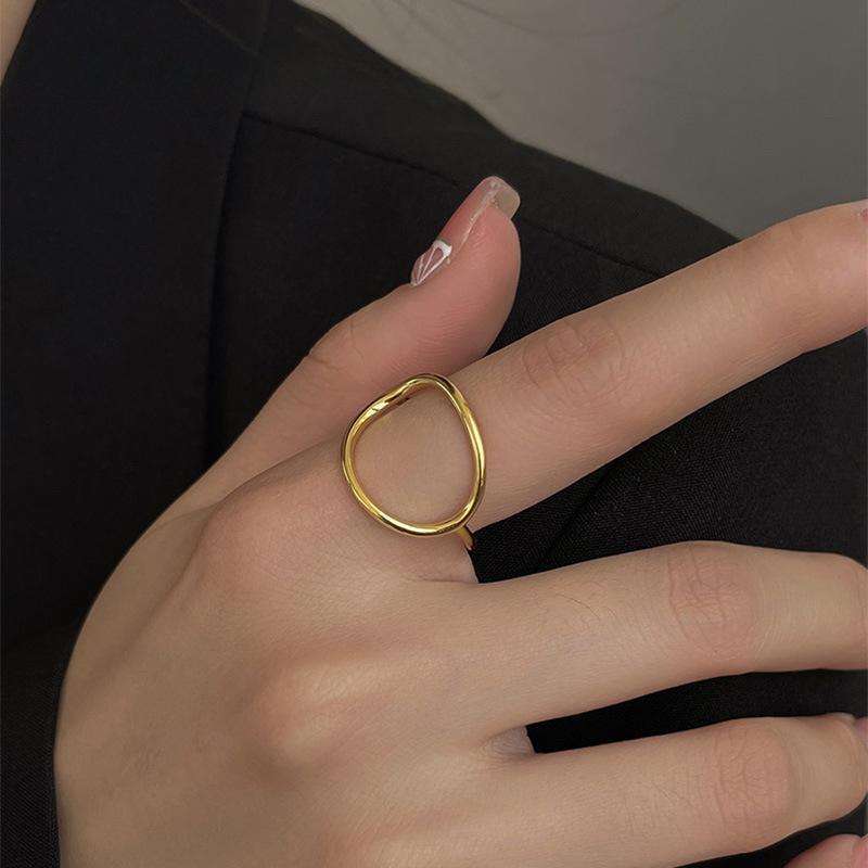 520 Valentine's Day Irregular Geometric Line Ring Titanium Steel Does Not Fade Light Luxury High-end Ring Female Niche Ins