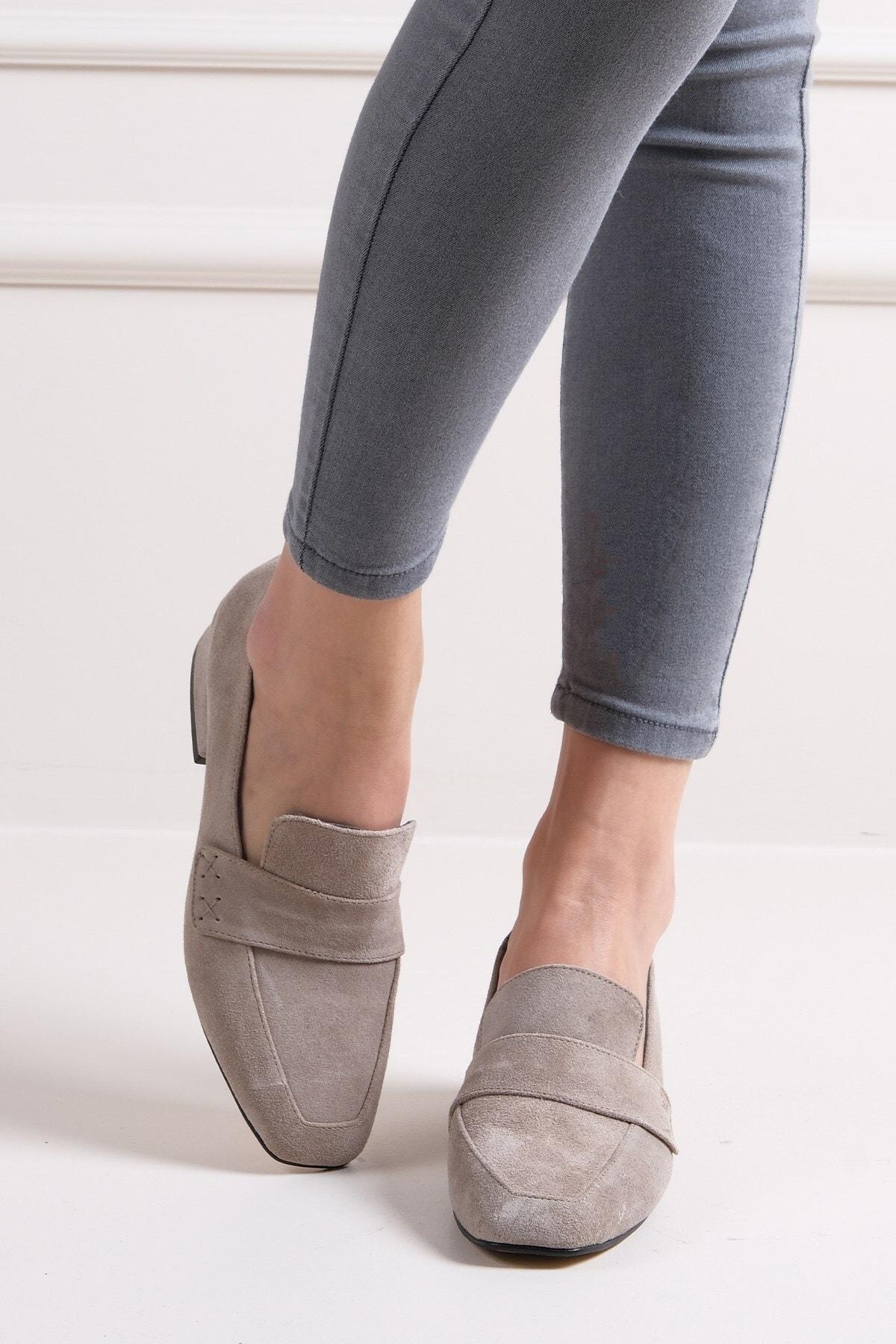 

Модные женские туфли из натуральной кожи на низком каблуке для повседневного бизнеса