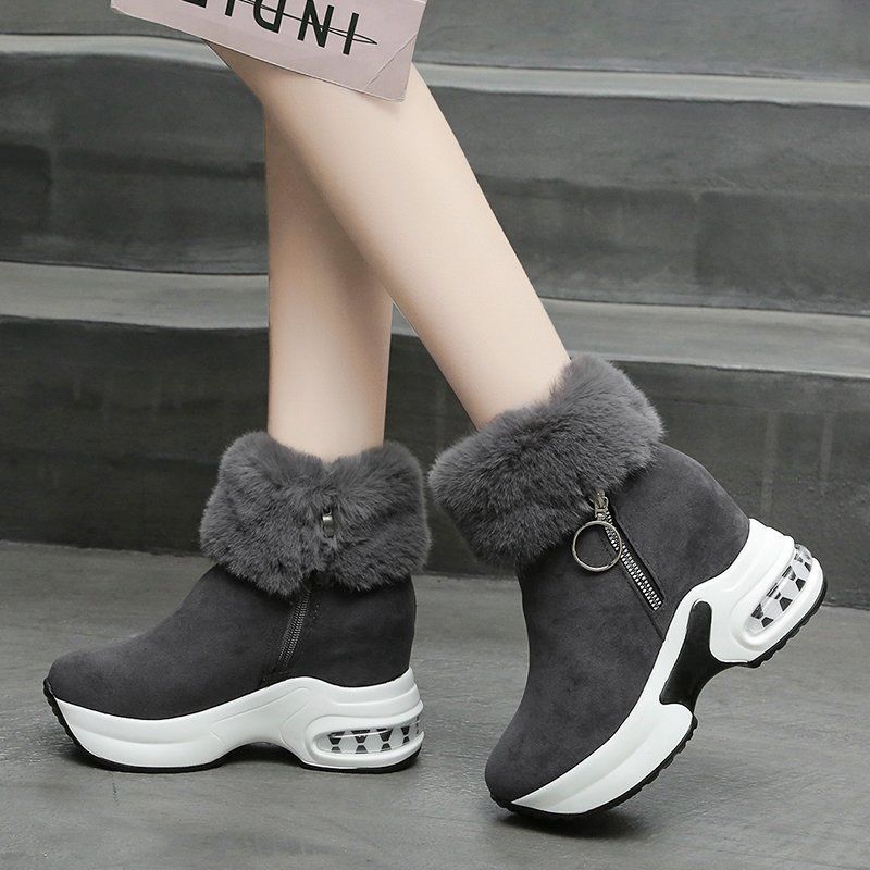 Fashion Height Increase Plush Sports Chunky Ladies Shoes Winter Designer Luxury Padded Boot Trend 2025 Novelty Goth Women's Snow Boots