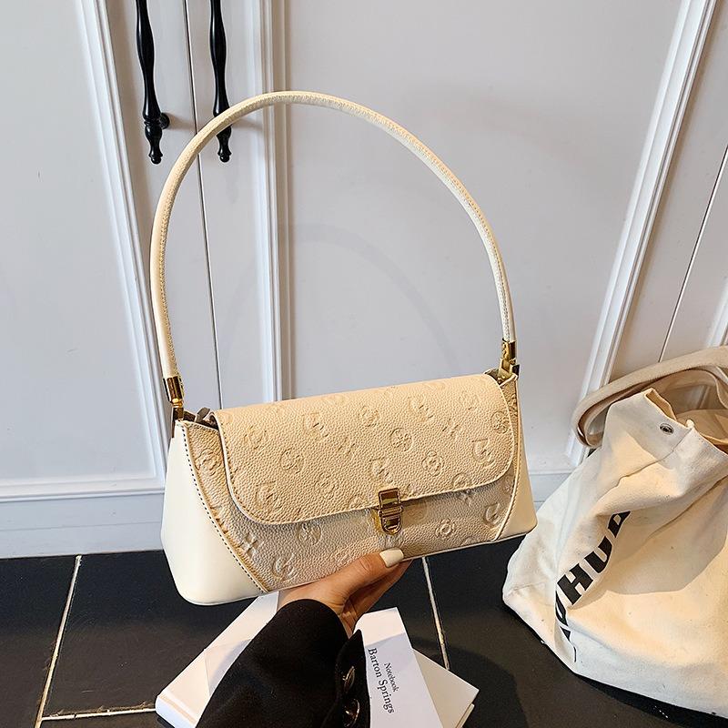 Niche underarm bag women's summer new trendy fashion casual high sense versatile shoulder baguette bag