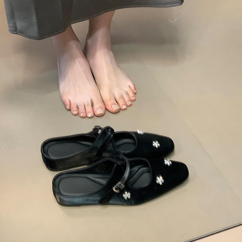 

Цветок стразы внутренняя высота увеличение одинарная обувь женская весна и лето 2025 легкий рот серебро квадратный носок сумка голова тапочки 40 чёрный