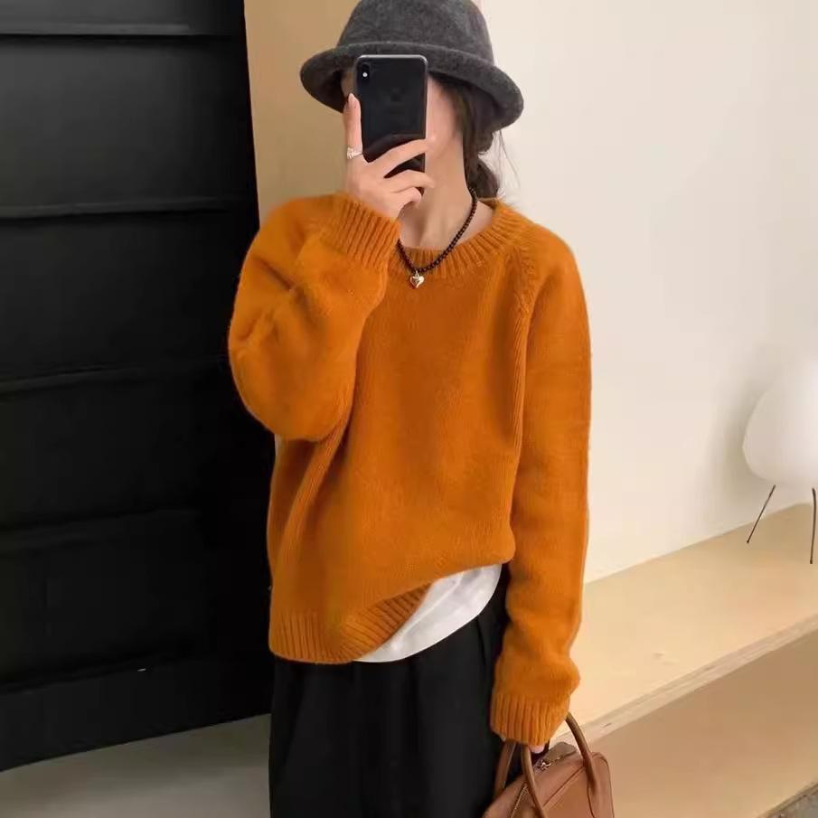 Chic Inner Loose and Thin Knitted Top Outer Wear Autumn and Winter Round Neck Leather Label Candy Color Pullover Sweater Women