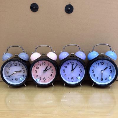 3,5-Zoll Moderne Spitzen-Weckuhr, Kreative Klare Digitale Pendeluhr, Super Leise Uhr Am Kopfende Des Kinderbettes