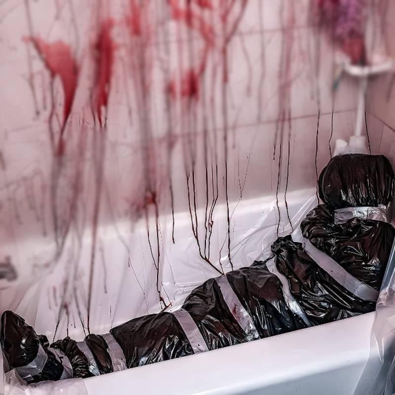 Realistic Halloween Fake Corpse Prop Plastic Material Modern Style 150cm Red