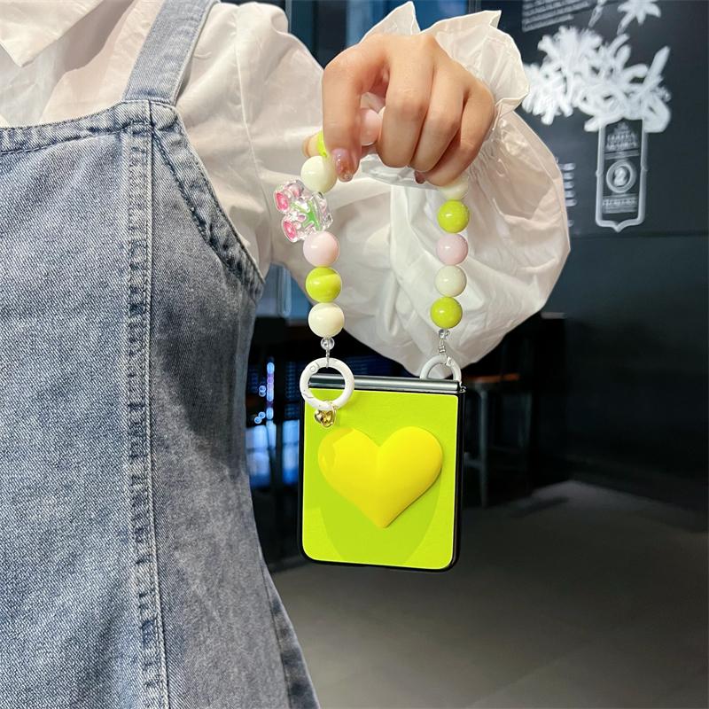 3d Sevimli Aşk Kalp Taşınabilir Boncuk Bilezik Kapak Samsung Galaxy Z Flip 4 3 Kılıf Inci Crossbody Kordon