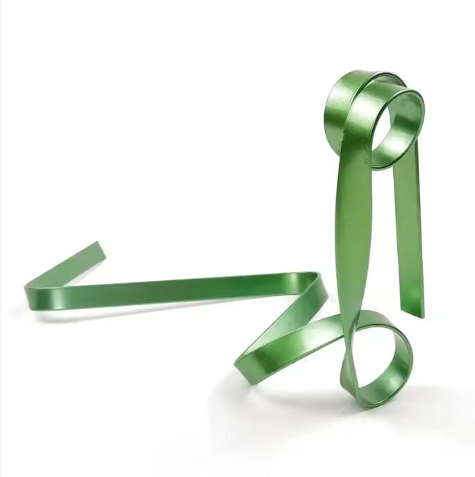 

2025 Креативный плавающий железный подвесной винный шкаф с цветной лентой, держатель для бутылок, подставка для шкафа, кронштейн, бар, винтажный домашний декор стола