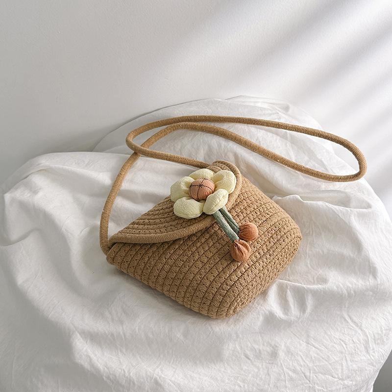 Popular woven bag women's new fashion simple messenger bag casual flower bag trendy shoulder bag