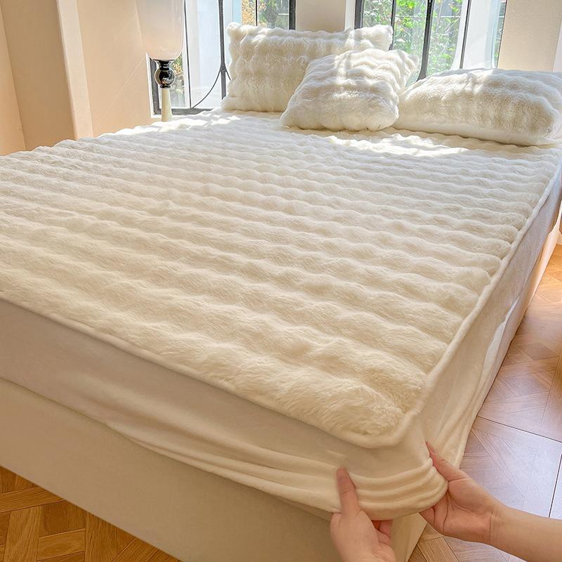 

Winter Warm Plush Fitted Sheet Mattress Cover Fluffy Faux Rabbit Fur Bed Protector with Elastic Band for Home Hotel Drap De Lit Only 2 pillowcases белый
