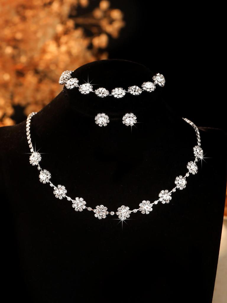 Elegant Bride Jewelry Set: European & American Necklace & Earrings for Evening Gowns