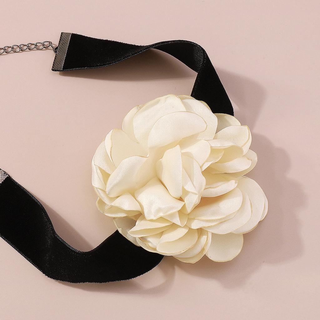 Elegant Collar Exaggerated Flower Bracelet Necklace Flocking Cloth Rose Florals Clavicle Chain Jewelry Accesssories
