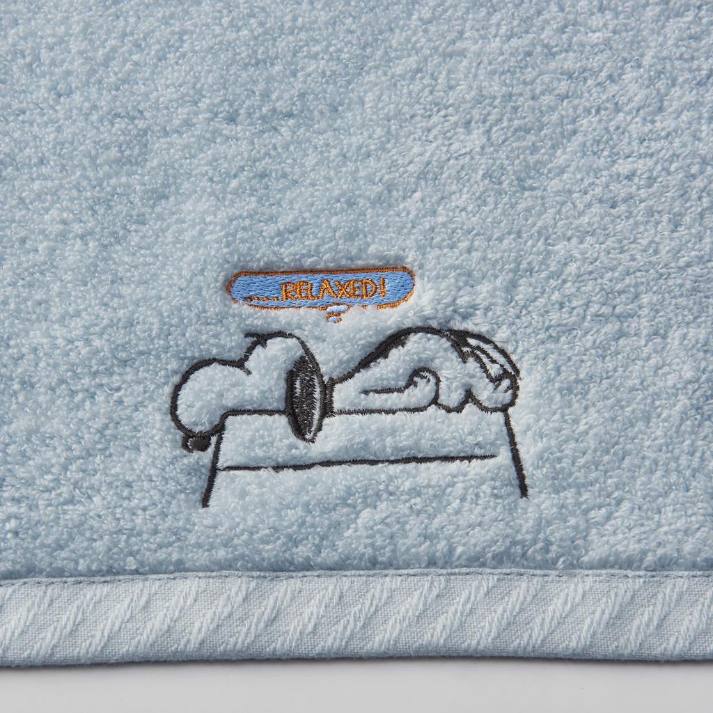 Nishikawa Snoopy Face Towel 34X80cm Washable Cotton Thread Uses Hollow Thread Soft and Light Moisture Absorbing Fluffy Embroidery Included PN4605TW