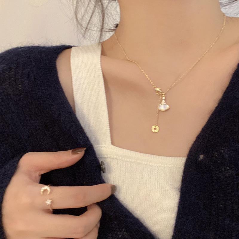 Micro-Inlaid Ginkgo Biloba Necklace Design Sense Collarbone Chain Temperament Sweater Chain Accessories Necklace