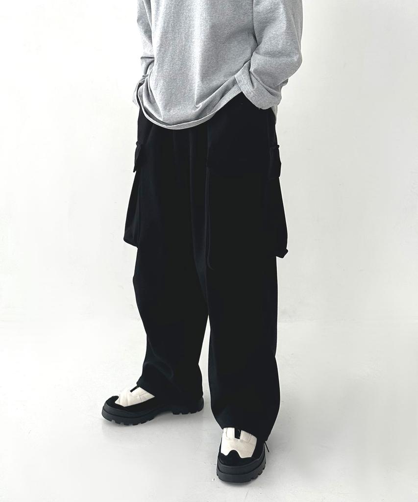 UMM Big Pocket Wide Cargo Training Jogger Pants 2 Colors