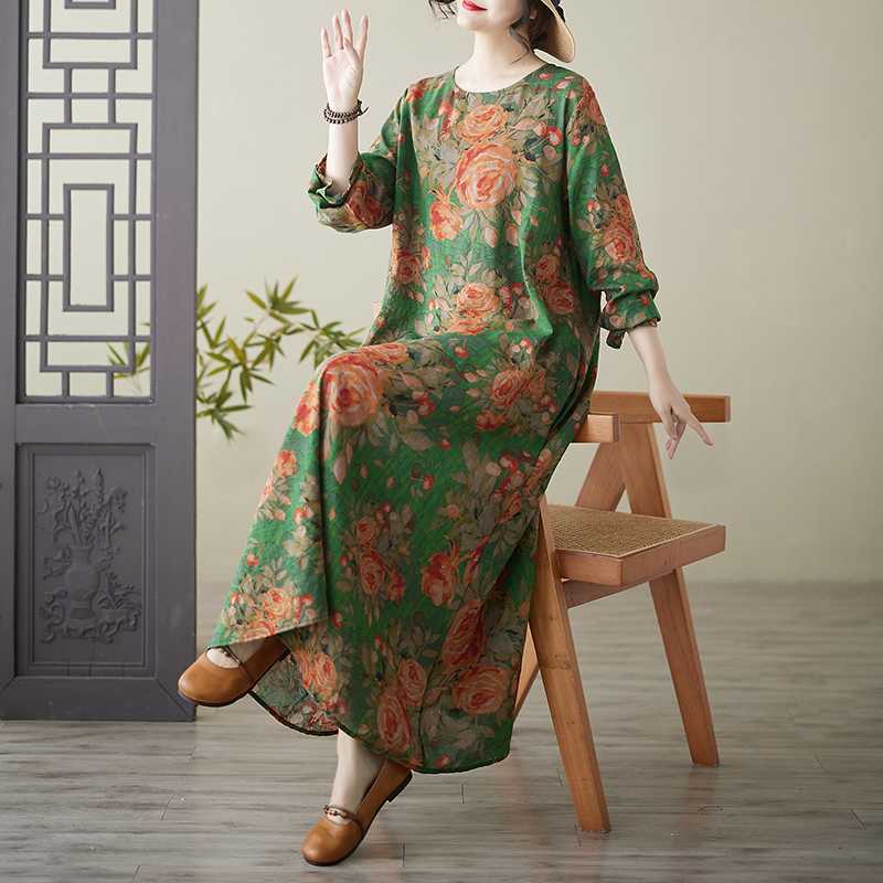 Round-neck Large-sized Long-sleeved Vacation Dress