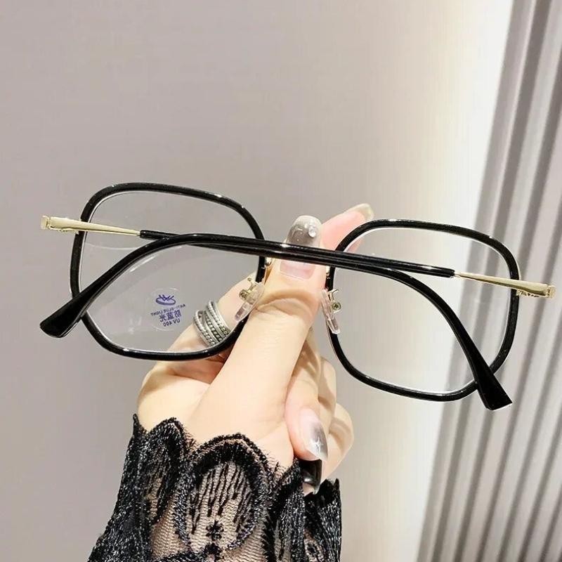 2PCS Anti Blue Light Sunglasses Trendy Milky Photochromic Myopia Glasses Women Fashionable Polygonal Short Sight Glasses