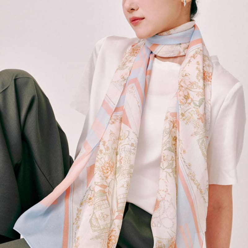 

Saint Luxure Bloom Pink Sky Blue Pink Sky Blue_Single