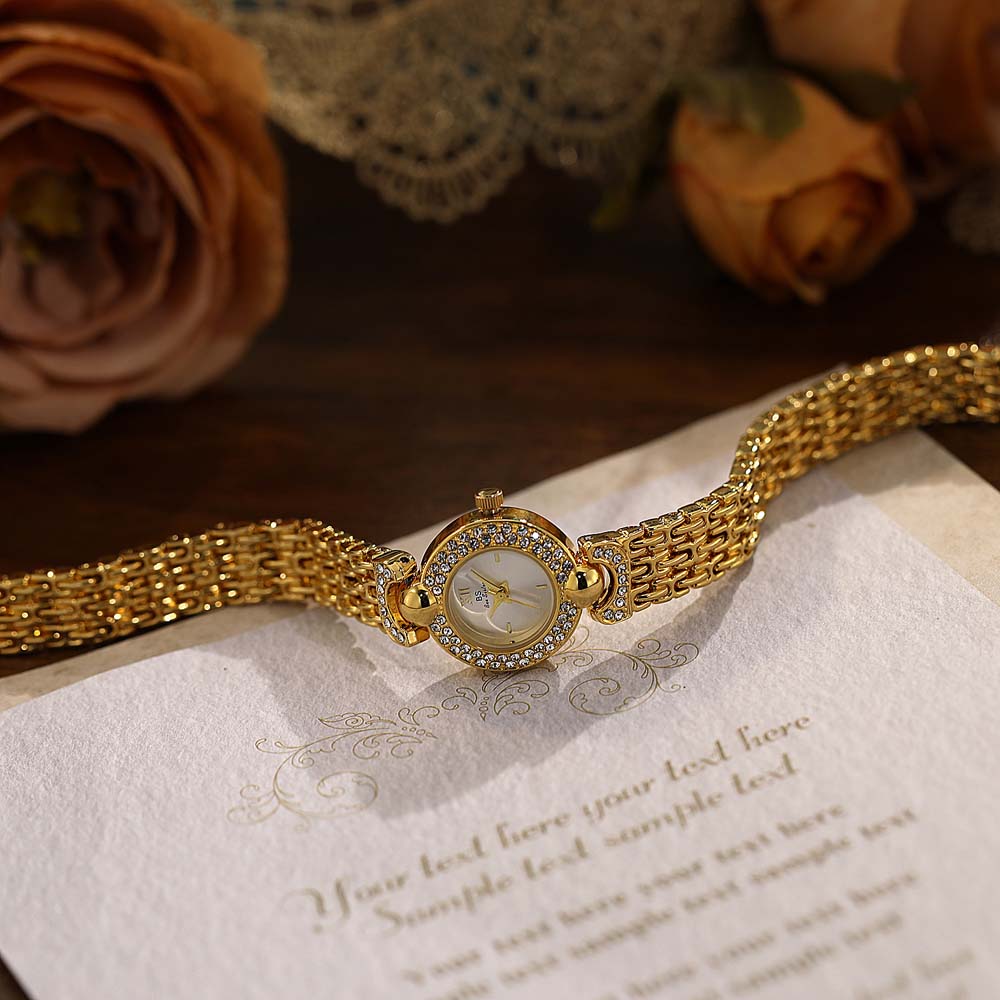 BS Minimalist Silver Woman Watch High Quality Small Dial Quartz Ladies Watches Daily Wear Fashion Wristwatch Accessory Gift