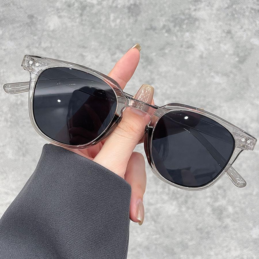 Occhiali da Sole Rotondi Unisex alla Moda con Lenti Rosa Degradé Decorazione Metallica Occhialini Piccoli Classici per Donna Uomo