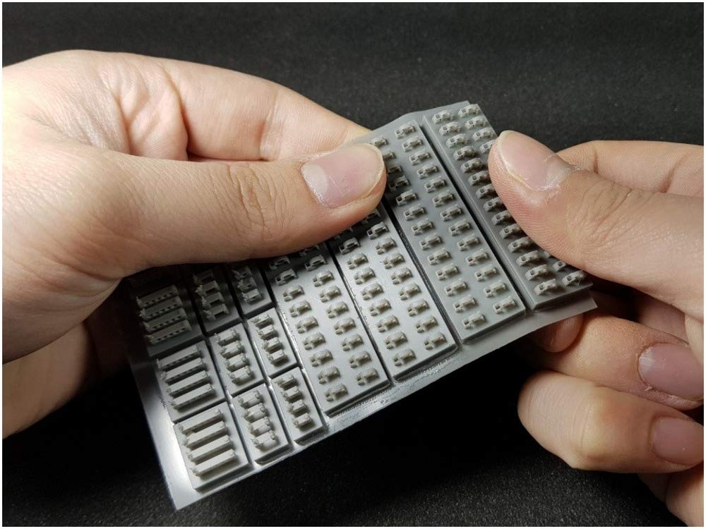 MJ Miniatures 1/35 Scale WWII German OVM Clamp Tool Set for Plastic Models (MJEZ35001)