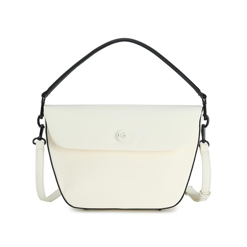 

FILA Golf Series Fashion Minimalist Texture Fabric PU Tote Bag Women bags White A13W625161FIV Pale Cyan